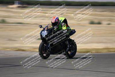 media/Aug-04-2024-TrackDaz (Sun) [[e1ff0814b6]]/Group A/Grid/